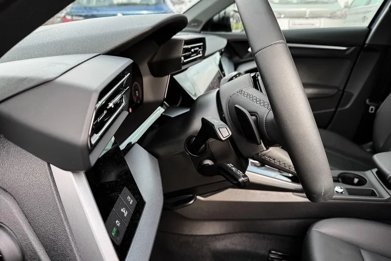 Audi A3 din 2025 cu 10.424 km - oferta AUD192068 - foto 17