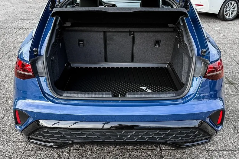 Audi A3 din 2025 cu 10.424 km - oferta AUD192068 - foto 23