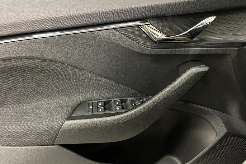 Skoda Scala din 2020 cu 84.703 km - oferta SKO192071 - foto 22