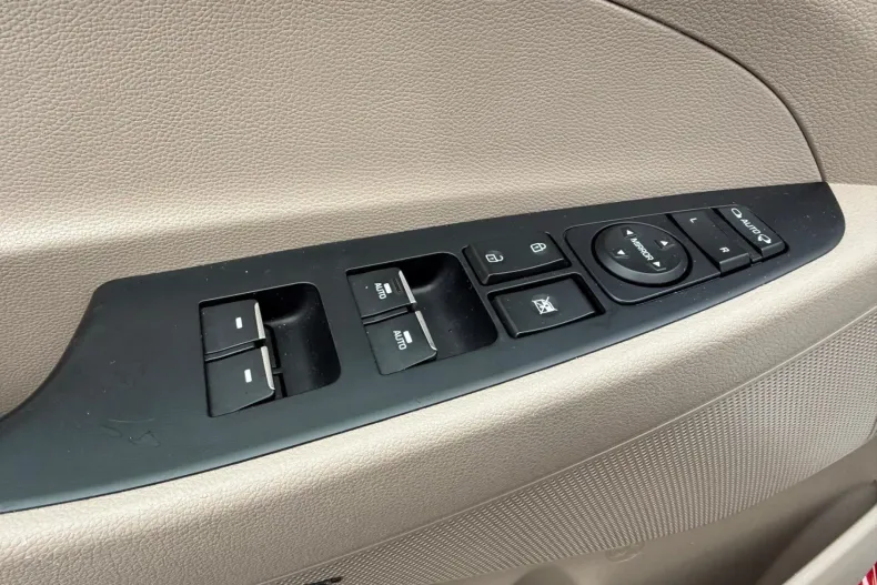 Hyundai TUCSON din 2020 cu 60.320 km - oferta HYU192072 - foto 30