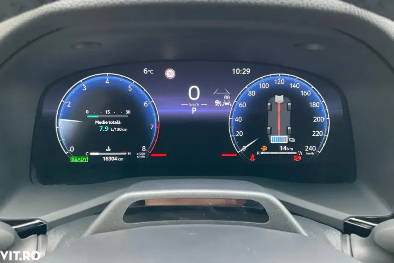 Toyota Camry din 2024 cu 16.304 km - oferta TOY192075 - foto 10