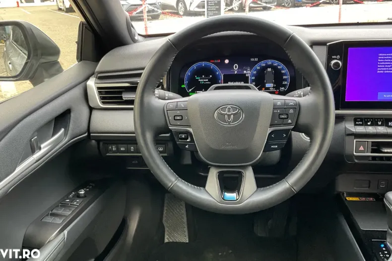 Toyota Camry din 2024 cu 16.304 km - oferta TOY192075 - foto 18