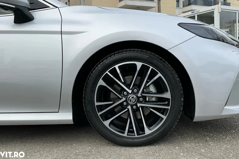 Toyota Camry din 2024 cu 16.304 km - oferta TOY192075 - foto 23