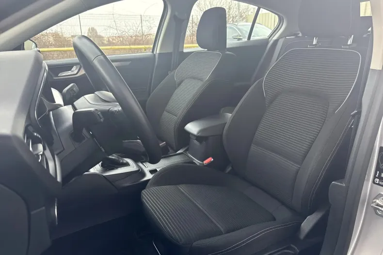 Ford Focus din 2023 cu 45.753 km - oferta FOR192078 - foto 10