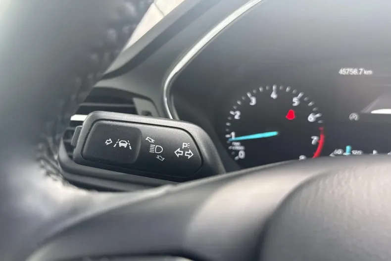 Ford Focus din 2023 cu 45.753 km - oferta FOR192078 - foto 16