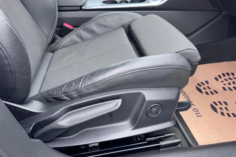 Audi A6 din 2022 cu 70.638 km - oferta AUD192090 - foto 8