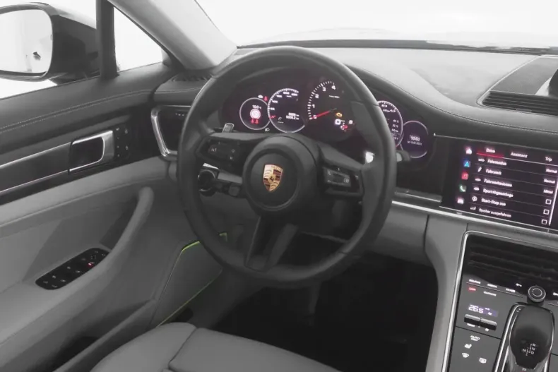 Porsche Panamera din 2023 cu 5.900 km - oferta POR192091 - foto 4