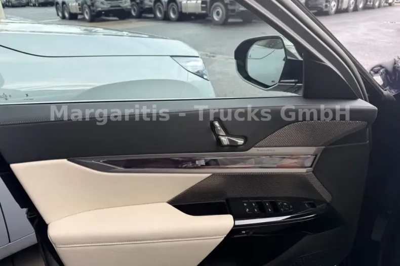 BMW M760 (Modele M) din 2024 cu 12.800 km - oferta BMW192092 - foto 10