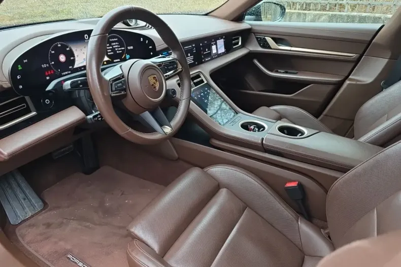 Porsche Taycan din 2021 cu 114.000 km - oferta POR192095 - foto 10