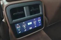 Porsche Taycan din 2021 cu 114.000 km - oferta POR192095 - foto 24