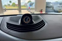 Porsche Taycan din 2023 cu 9.875 km - oferta POR192097 - foto 18