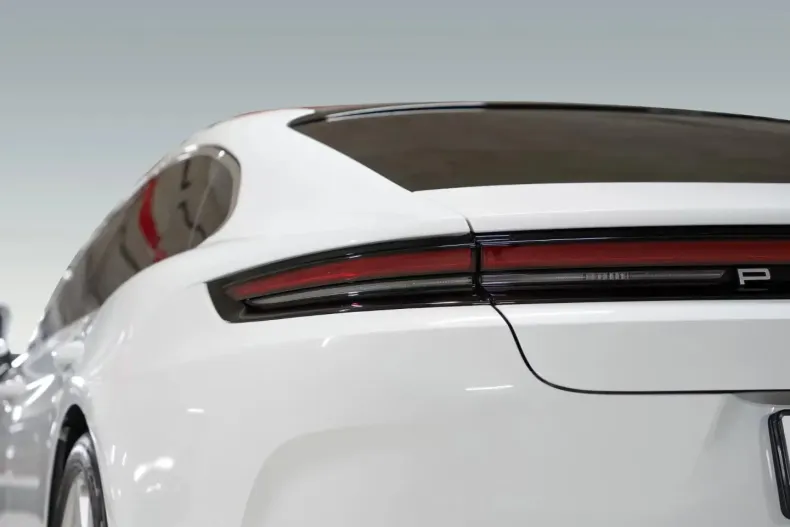 Porsche Panamera din 2025 cu 3.999 km - oferta POR192098 - foto 20