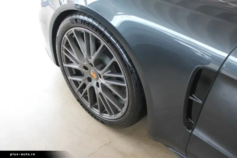 Porsche Panamera din 2026 cu 30 km - oferta POR192100 - foto 3