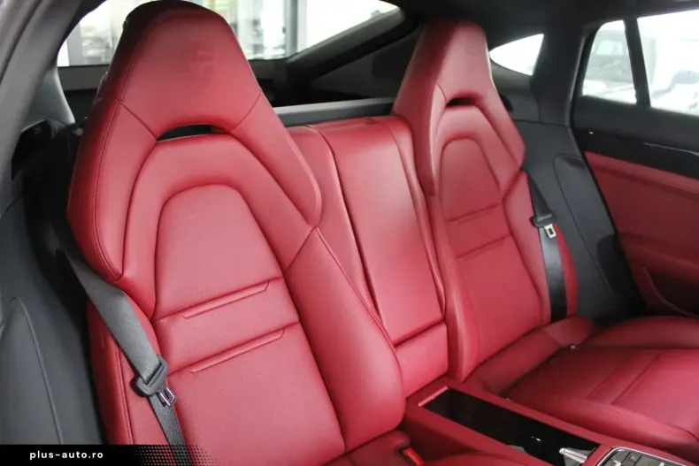 Porsche Panamera din 2026 cu 30 km - oferta POR192100 - foto 18