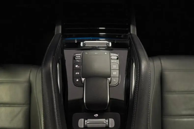 Mercedes-Benz GLE 400 (Clasa GLE) din 2021 cu 96.332 km - oferta MER192104 - foto 30