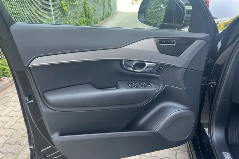 Volvo XC90 din 2022 cu 99.955 km - oferta VOL192107 - foto 8