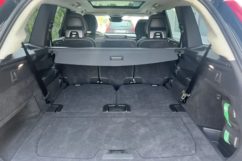 Volvo XC90 din 2022 cu 99.955 km - oferta VOL192107 - foto 11