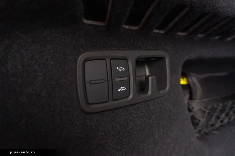 Audi RSQ8 din 2024 cu 46.705 km - oferta AUD192108 - foto 37