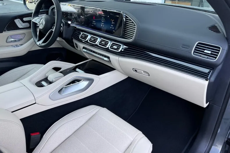 Mercedes-Benz GLE Coupe din 2025 cu 10 km - oferta MER192124 - foto 7