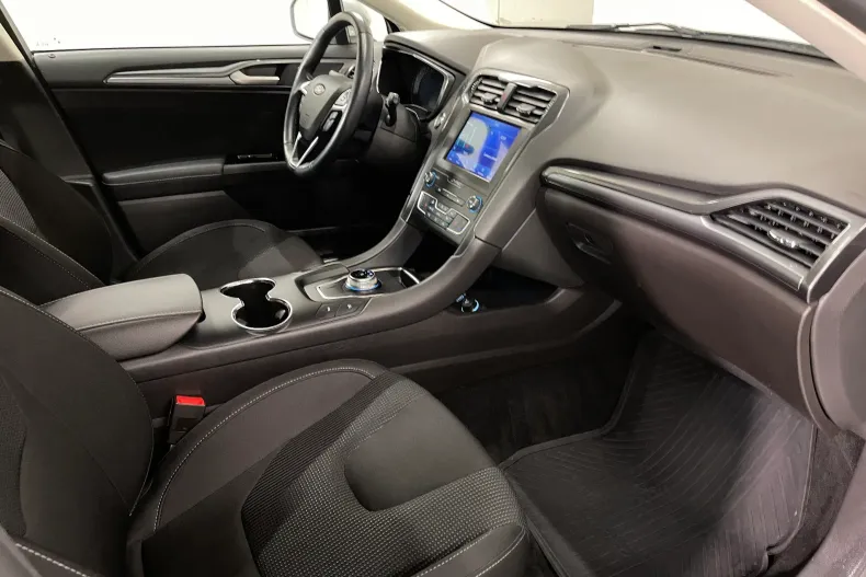 Ford Mondeo din 2021 cu 48.329 km - oferta FOR192127 - foto 10