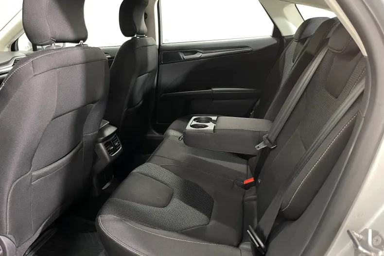 Ford Mondeo din 2021 cu 48.329 km - oferta FOR192127 - foto 11