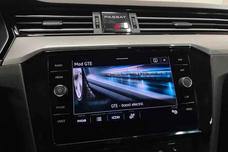 Volkswagen Passat din 2021 cu 133.224 km - oferta VOL192129 - foto 21