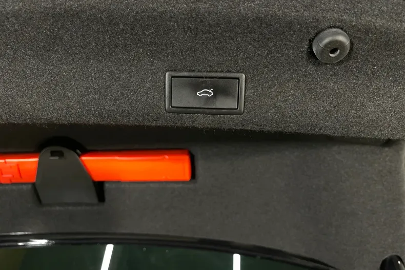 Volkswagen Passat din 2021 cu 133.224 km - oferta VOL192129 - foto 29