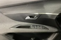 Peugeot 3008 din 2021 cu 100.680 km - oferta PEU192131 - foto 24