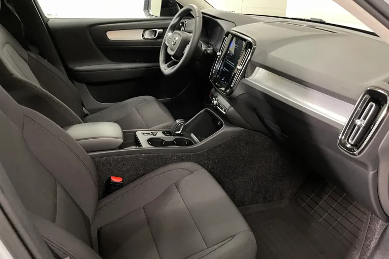 Volvo XC40 din 2020 cu 111.357 km - oferta VOL192132 - foto 10