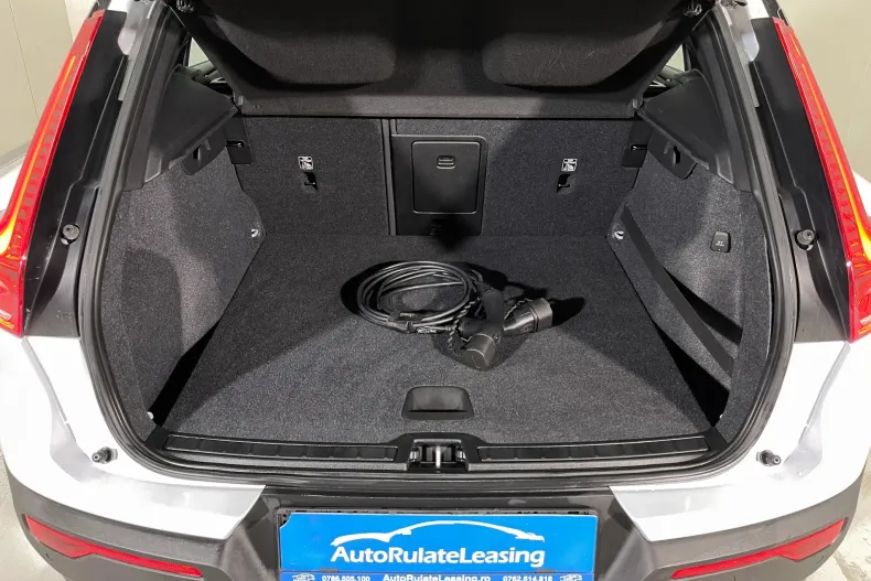 Volvo XC40 din 2020 cu 111.357 km - oferta VOL192132 - foto 12