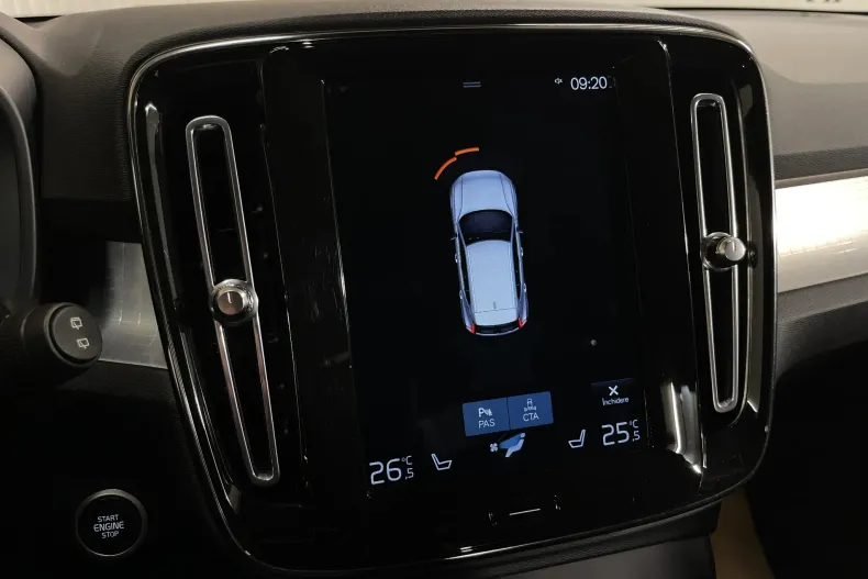 Volvo XC40 din 2020 cu 111.357 km - oferta VOL192132 - foto 14