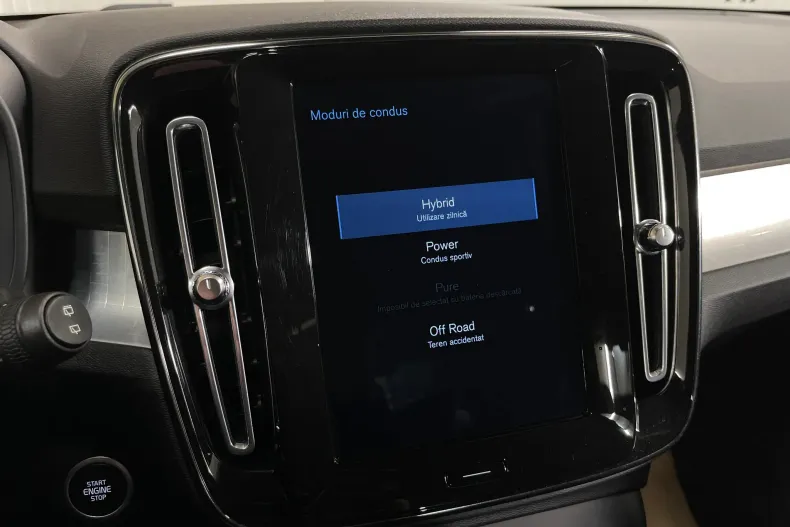 Volvo XC40 din 2020 cu 111.357 km - oferta VOL192132 - foto 15