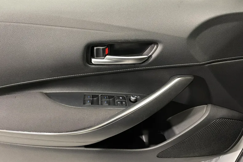 Toyota Corolla din 2021 cu 122.452 km - oferta TOY192137 - foto 21