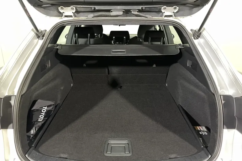 Toyota Corolla din 2021 cu 102.152 km - oferta TOY192140 - foto 12