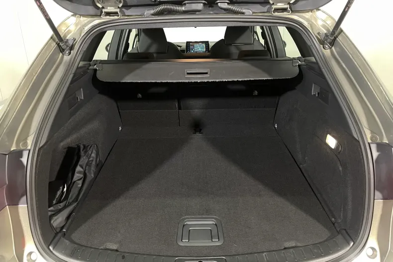 Toyota Corolla din 2022 cu 72.042 km - oferta TOY192141 - foto 12