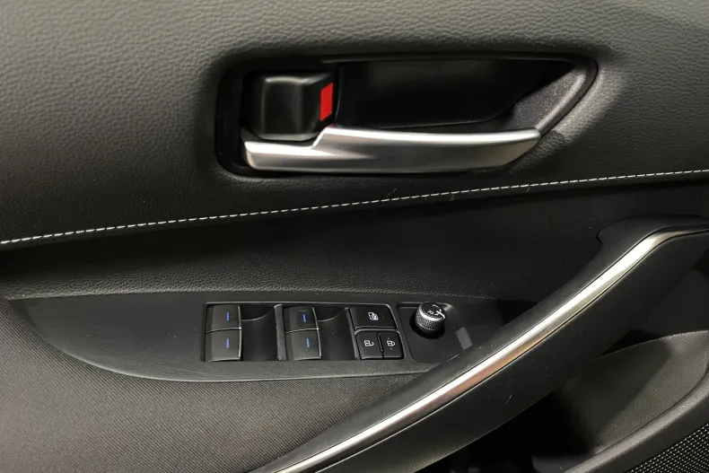 Toyota Corolla din 2022 cu 72.042 km - oferta TOY192141 - foto 18