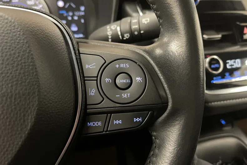 Toyota Corolla din 2022 cu 72.042 km - oferta TOY192141 - foto 22