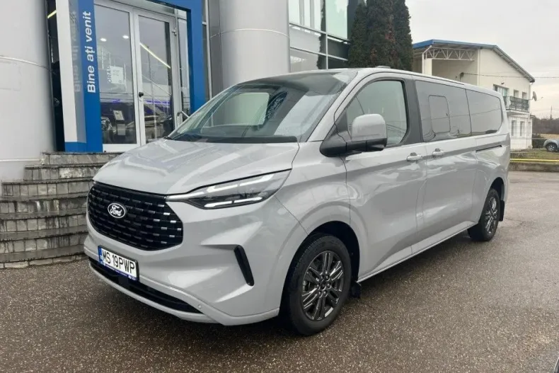 Ford Tourneo Custom din 2025 cu 18.000 km - oferta FOR192143 - foto 1