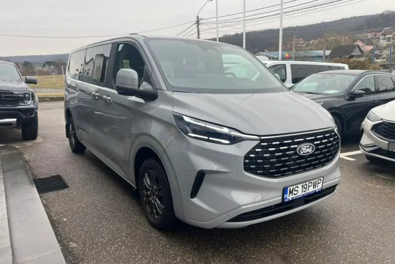 Ford Tourneo Custom din 2025 cu 18.000 km - oferta FOR192143 - foto 2