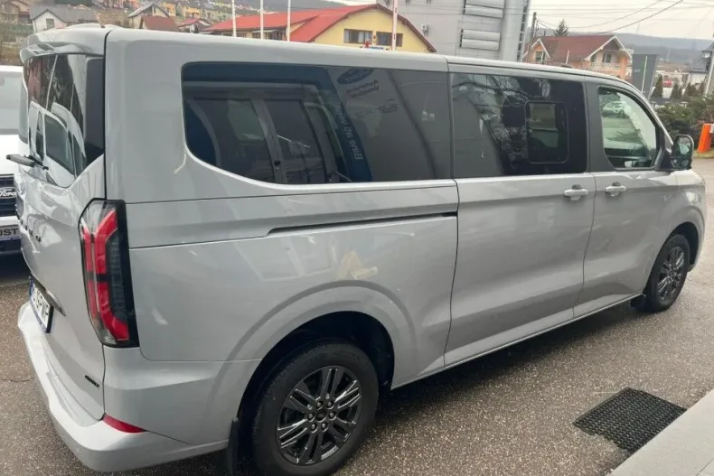 Ford Tourneo Custom din 2025 cu 18.000 km - oferta FOR192143 - foto 4