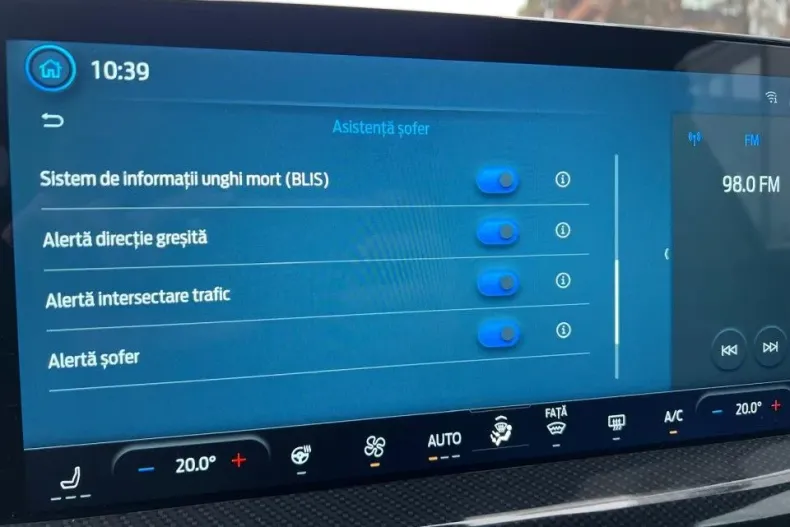 Ford Focus din 2025 cu 4.000 km - oferta FOR192144 - foto 10