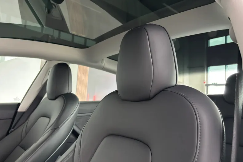 Tesla Model 3 din 2022 cu 51.500 km - oferta TES192154 - foto 12