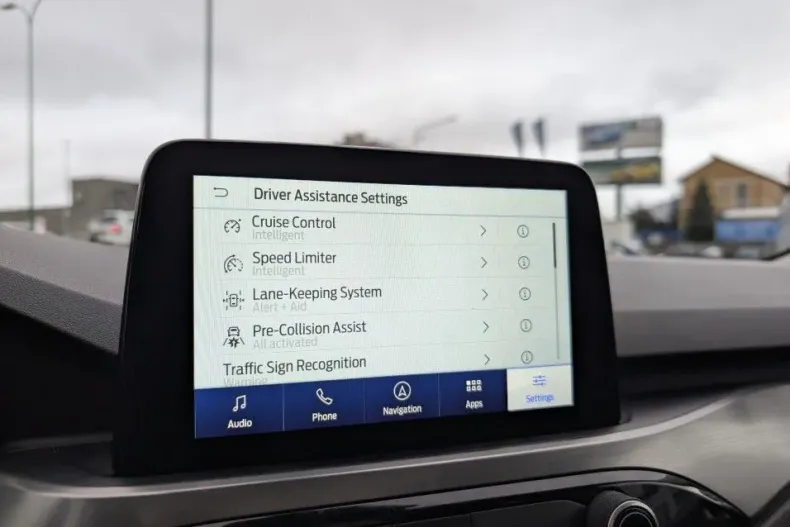 Ford Kuga din 2021 cu 76.329 km - oferta FOR192156 - foto 32