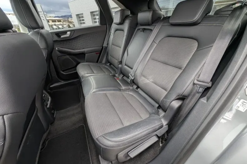 Ford Kuga din 2021 cu 41.300 km - oferta FOR192157 - foto 19