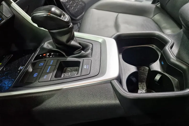 Toyota RAV4 din 2020 cu 94.333 km - oferta TOY192158 - foto 11