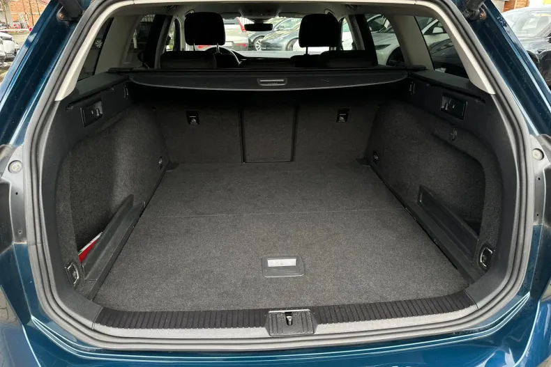 Volkswagen Passat din 2020 cu 138.535 km - oferta VOL192162 - foto 21