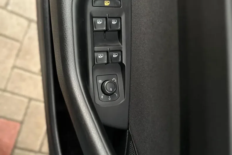 Volkswagen Passat din 2020 cu 138.535 km - oferta VOL192162 - foto 38