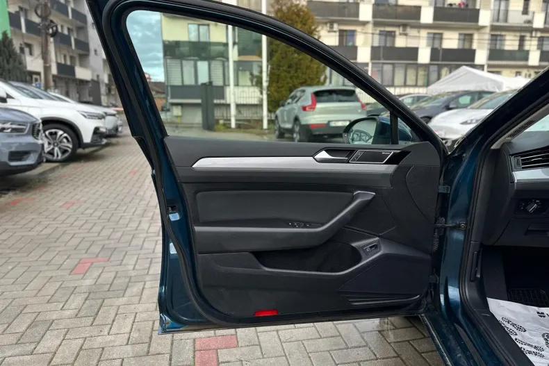 Volkswagen Passat din 2020 cu 138.535 km - oferta VOL192162 - foto 39