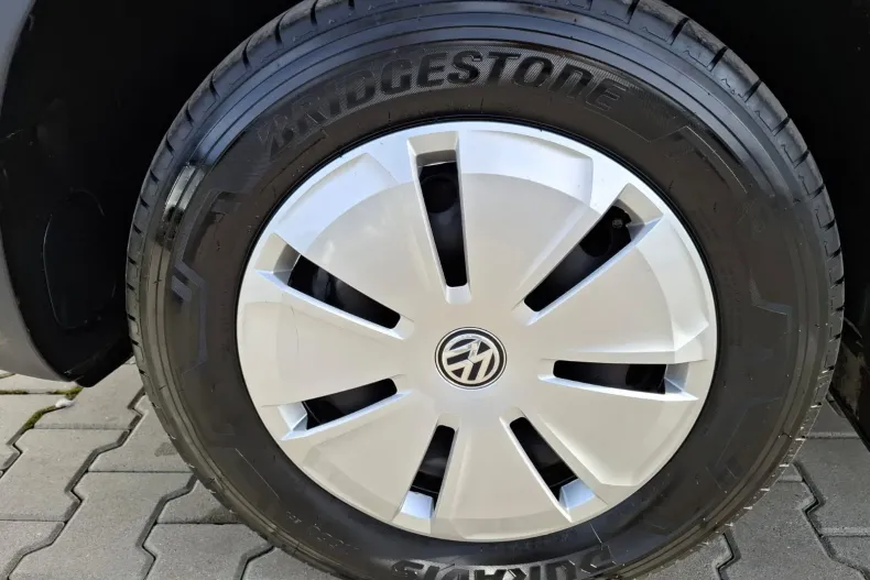 Volkswagen Multivan din 2023 cu 55.213 km - oferta VOL192165 - foto 35