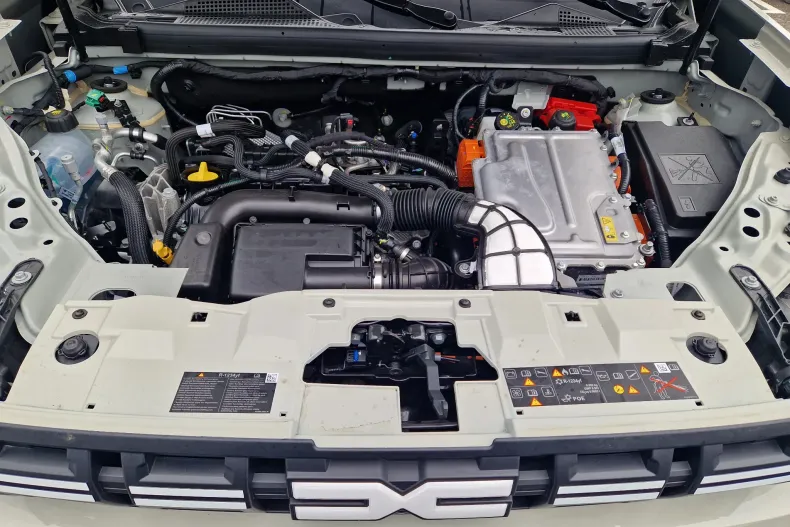 Dacia Duster din 2025 cu 1.087 km - oferta DAC192166 - foto 27